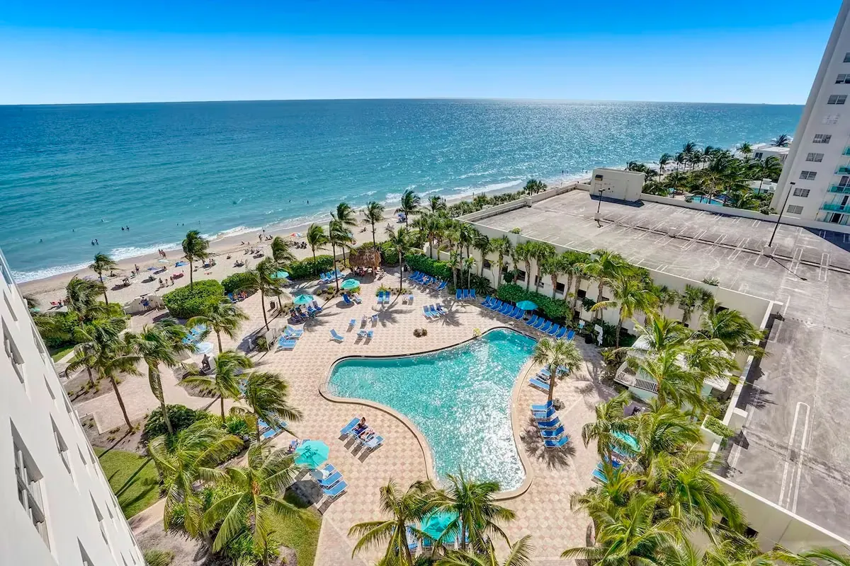 The Tides, vista 1